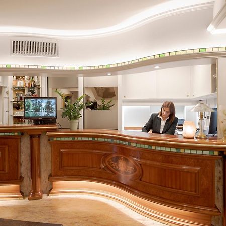 Hotel Ungheria Varese 1946 מראה חיצוני תמונה
