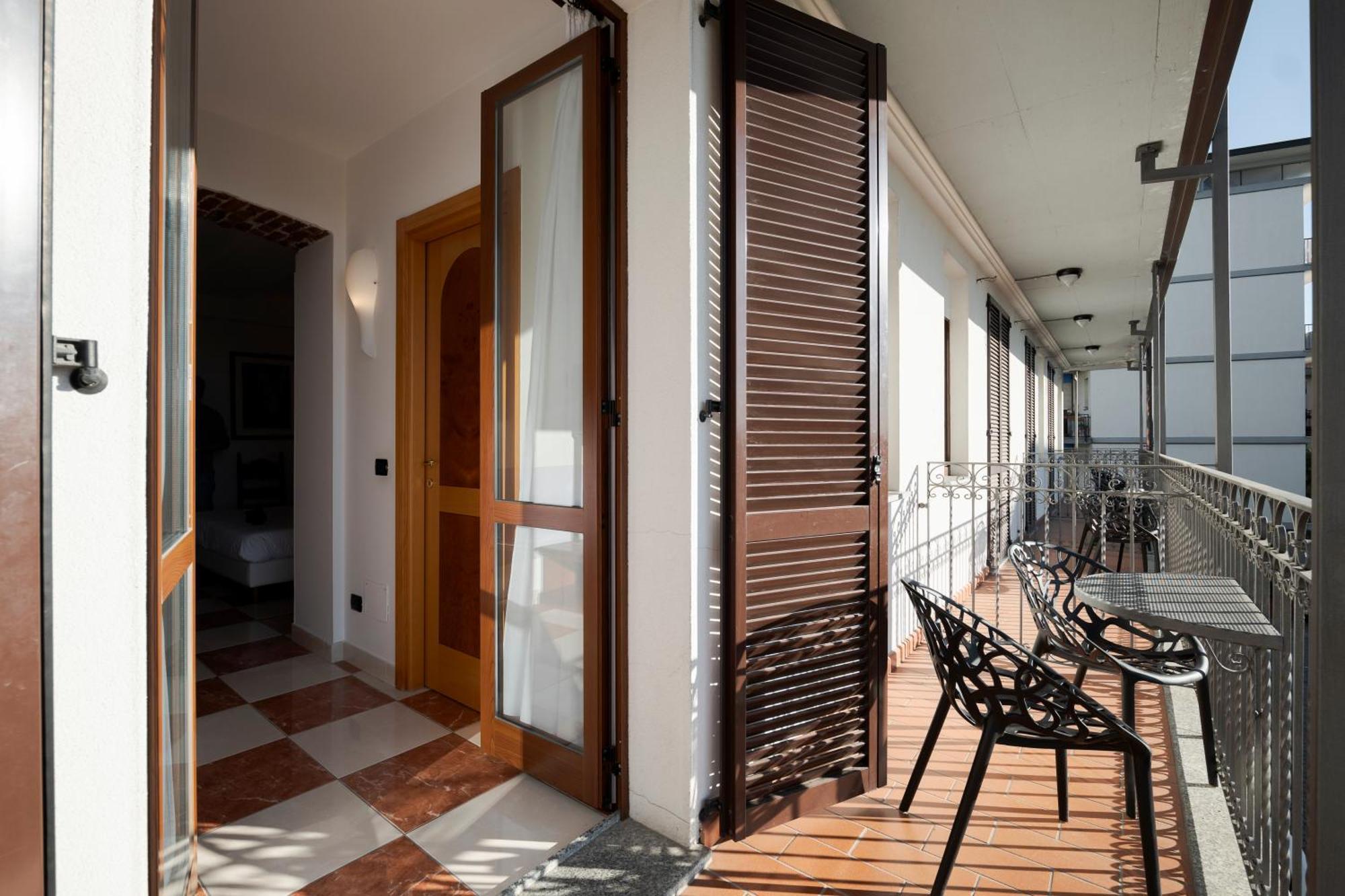 Hotel Ungheria Varese 1946 מראה חיצוני תמונה