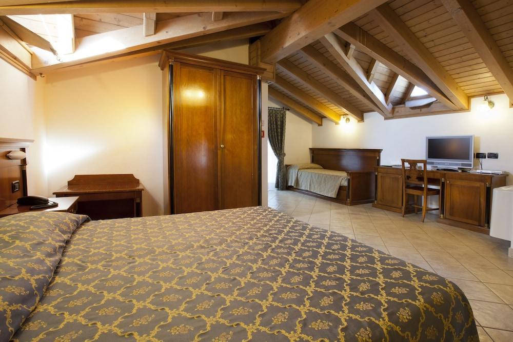 Hotel Ungheria Varese 1946 מראה חיצוני תמונה